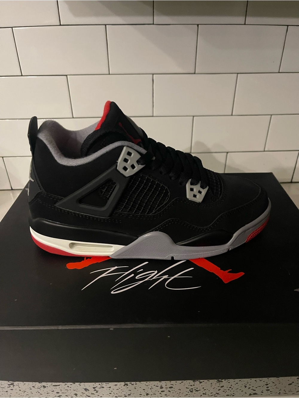 Men’s Retro 4 OG Bred Size 6.